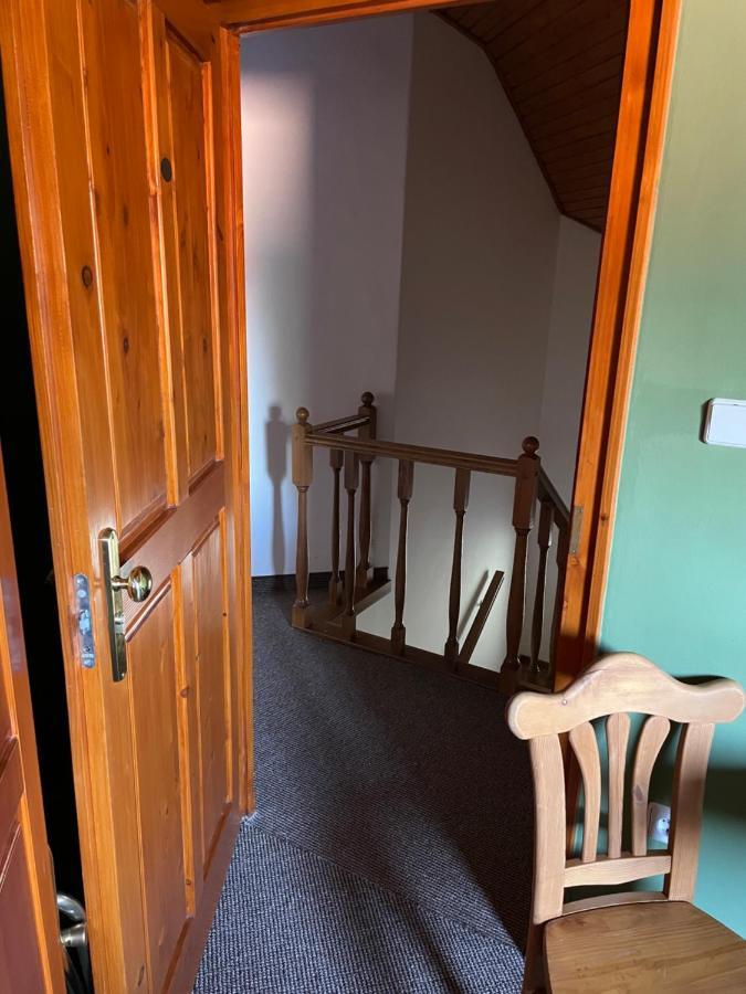 Villa Astoria Balatongyorok Luaran gambar